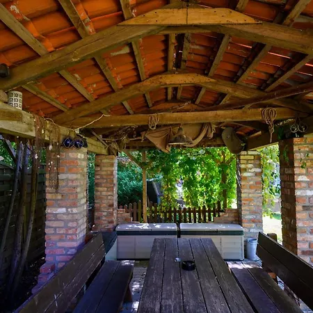 Landhaus Nienhagen Pensionat 4*