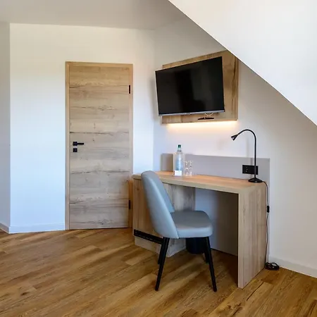 Pensionat Landhaus Nienhagen 4*